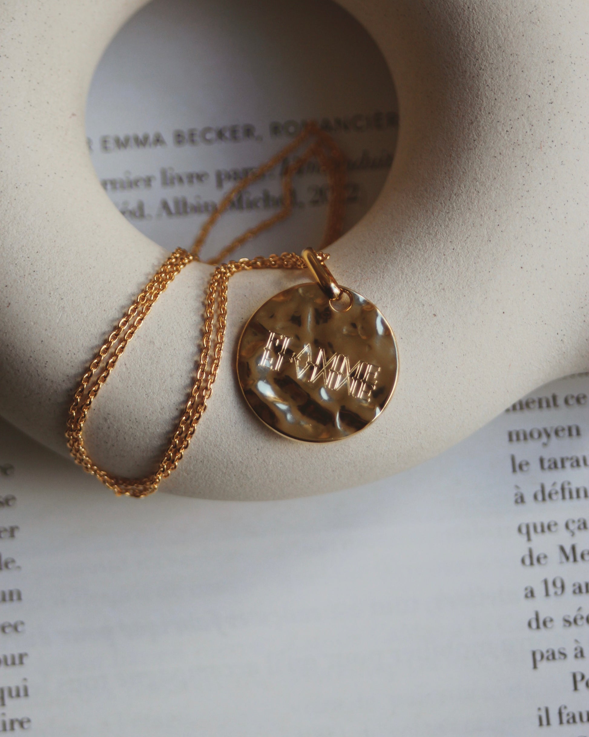 Médaille martelée II (personnalisable)
