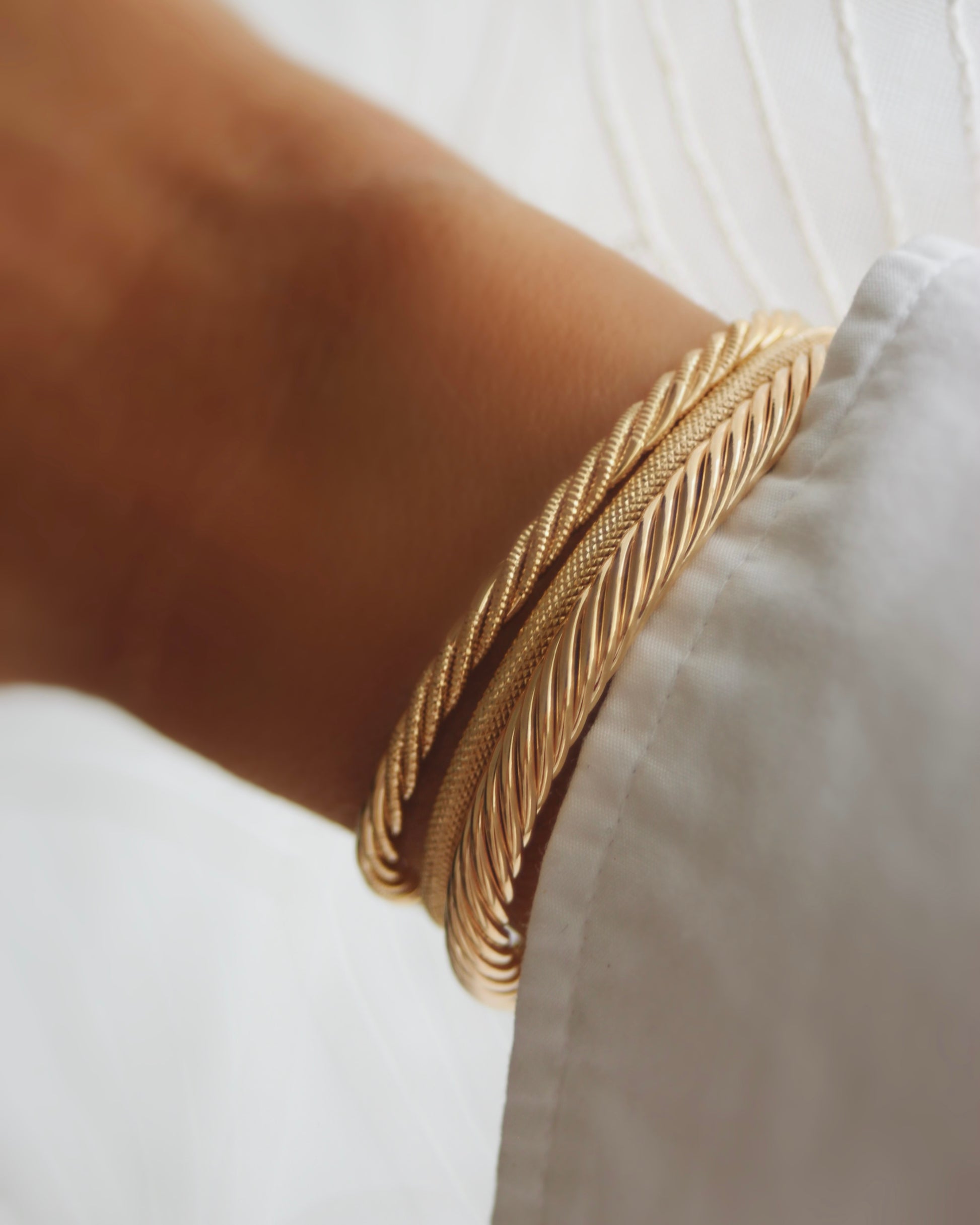 Bracelet jonc torsadé