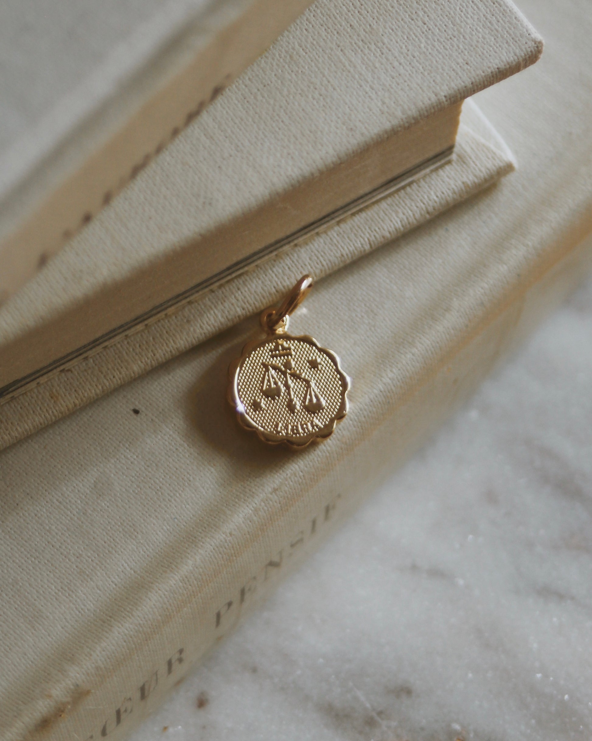 Pendentif astrologie mini