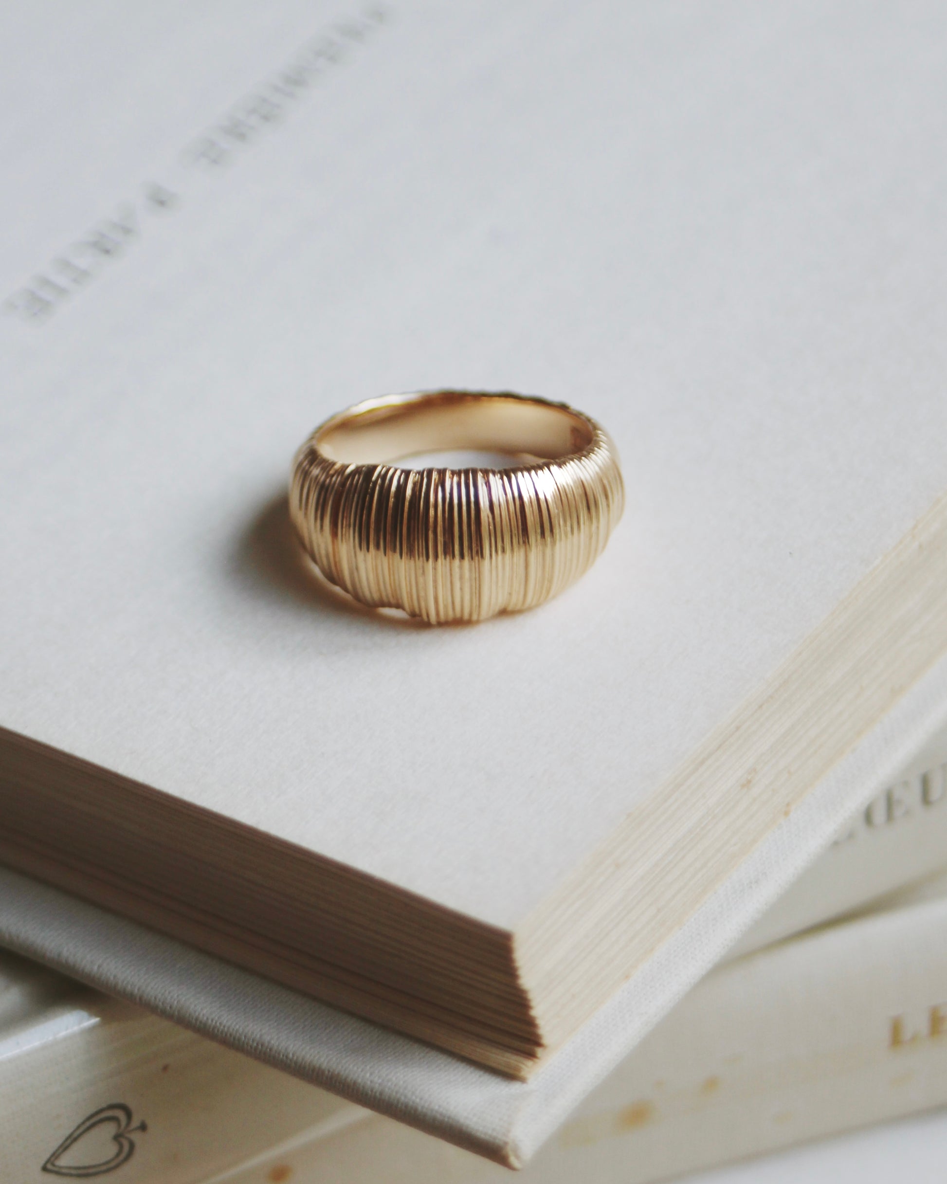 Bague texturée