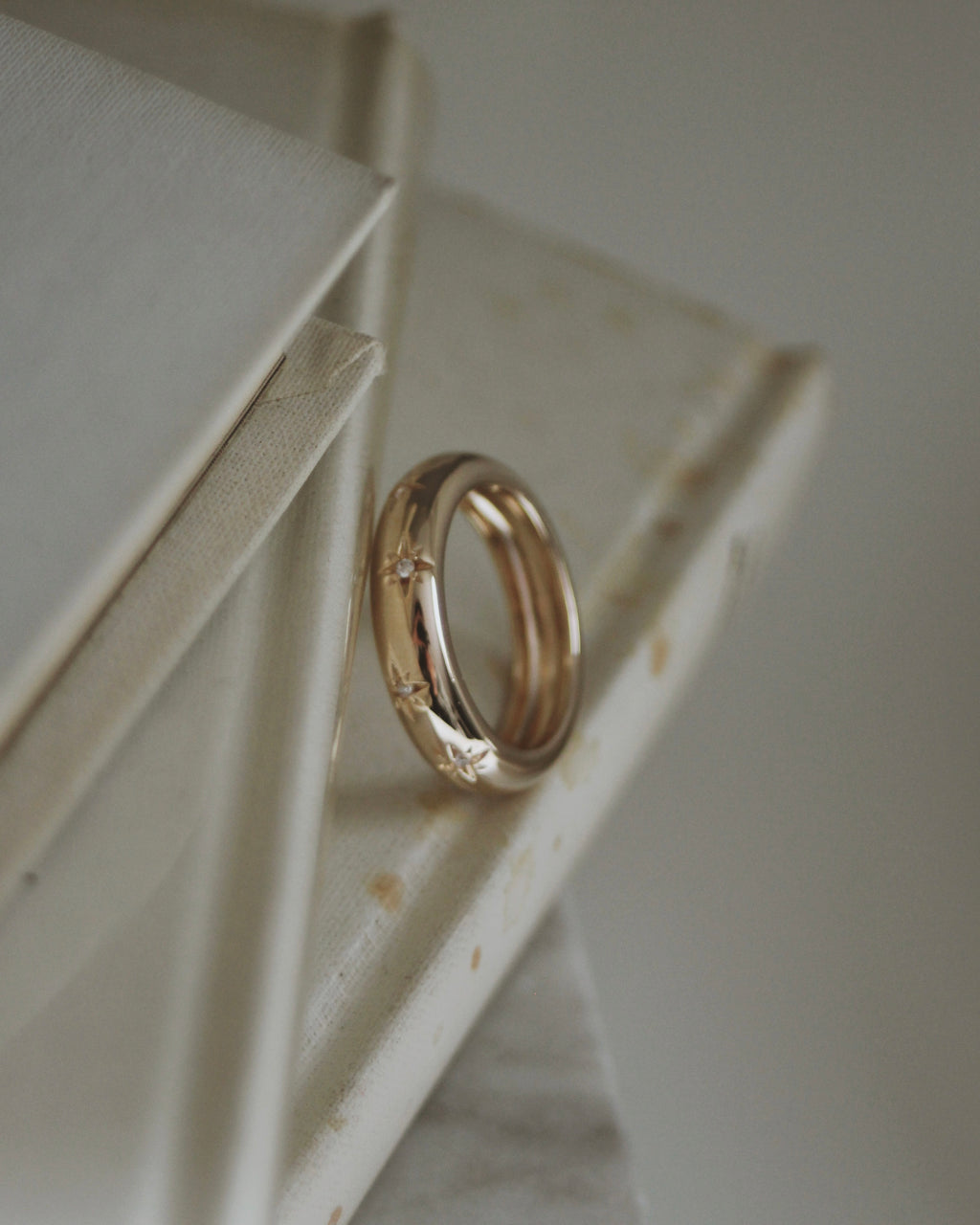 Bague étoilée