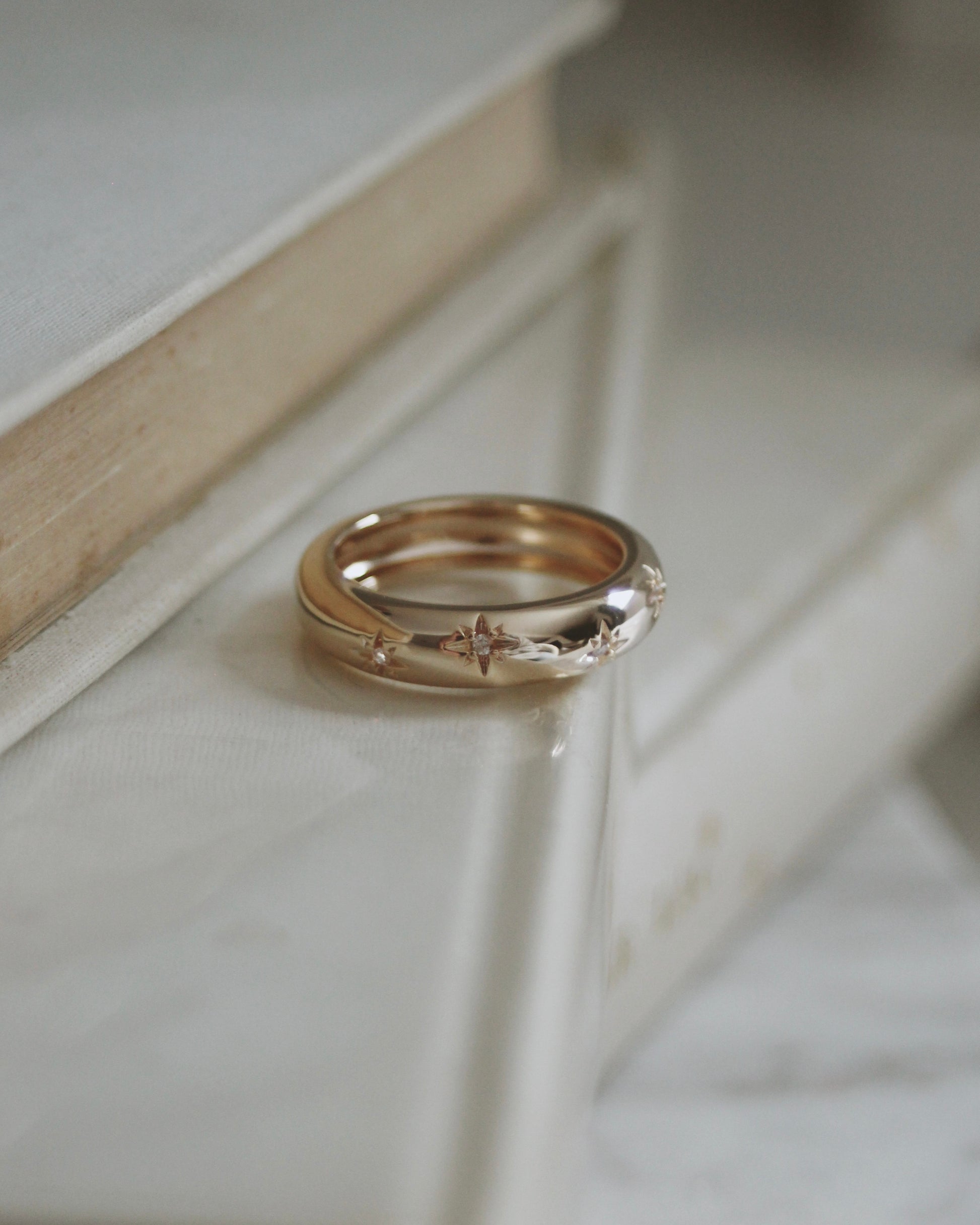 Bague étoilée