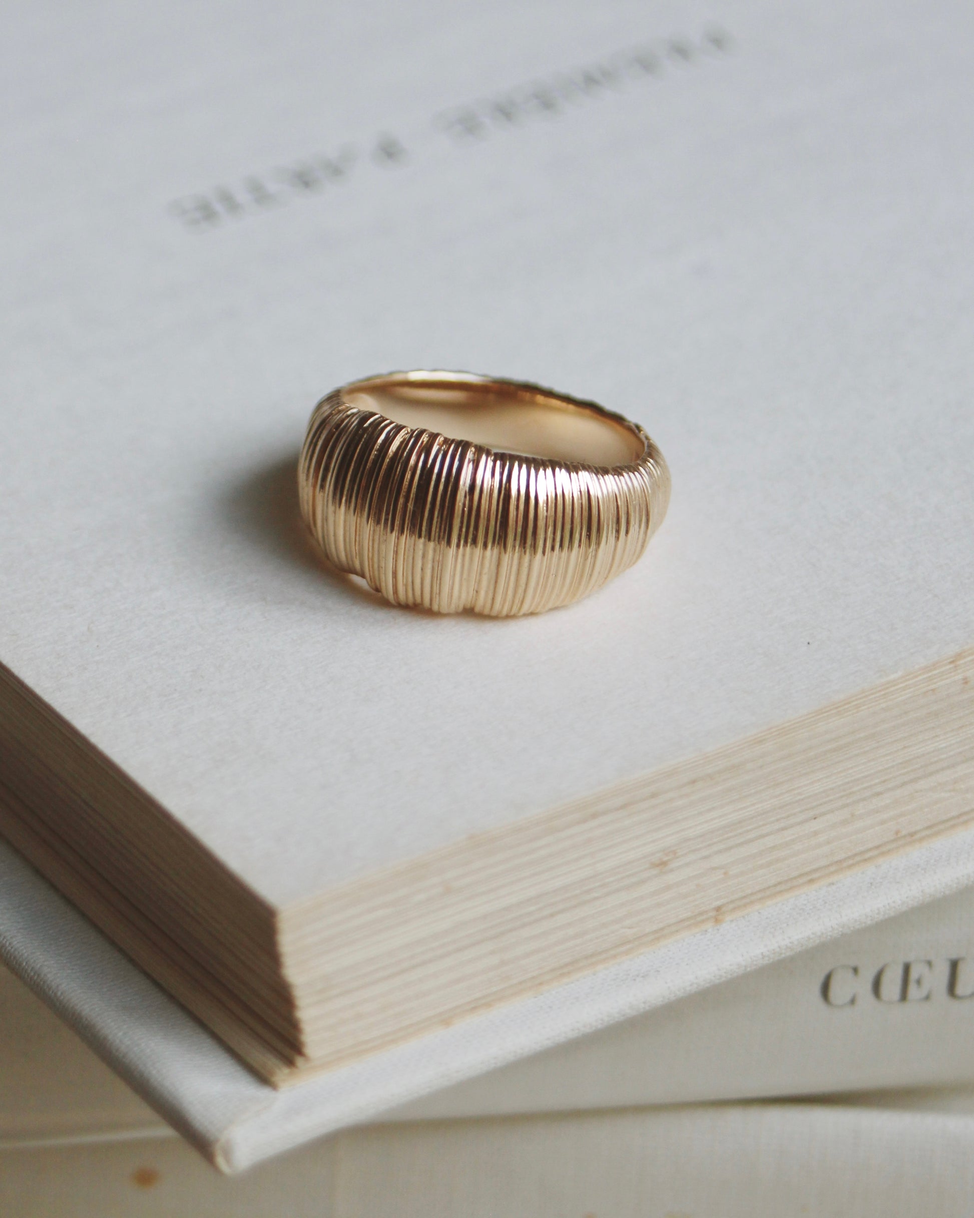 Bague texturée